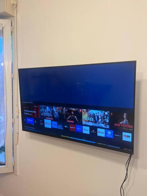 Deuil-la-Barre Wondersuite Appartement - Centre Ville Avec Parking Couvert -15Mn De Paris Et 10 Mn De Stade De France, Wifi, Netflix מראה חיצוני תמונה